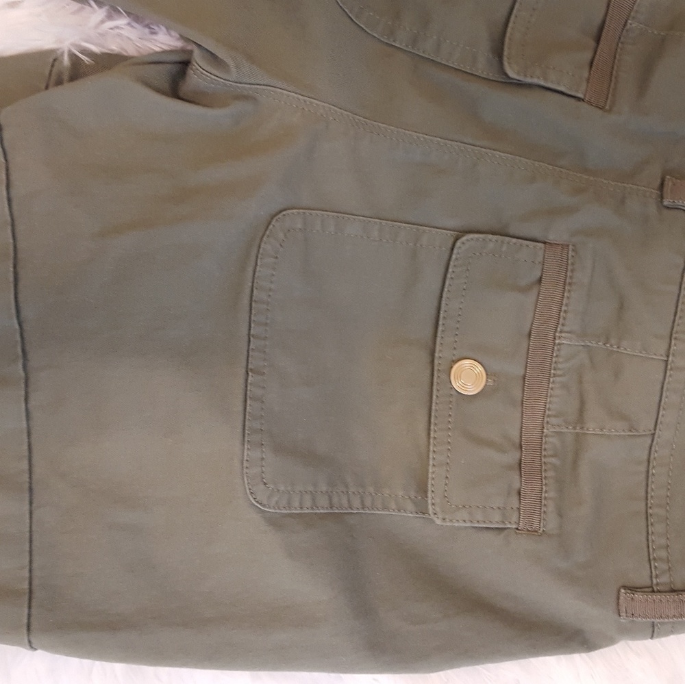 SOLD WHBM Shorts size 4 Short - Picture 4 of 6